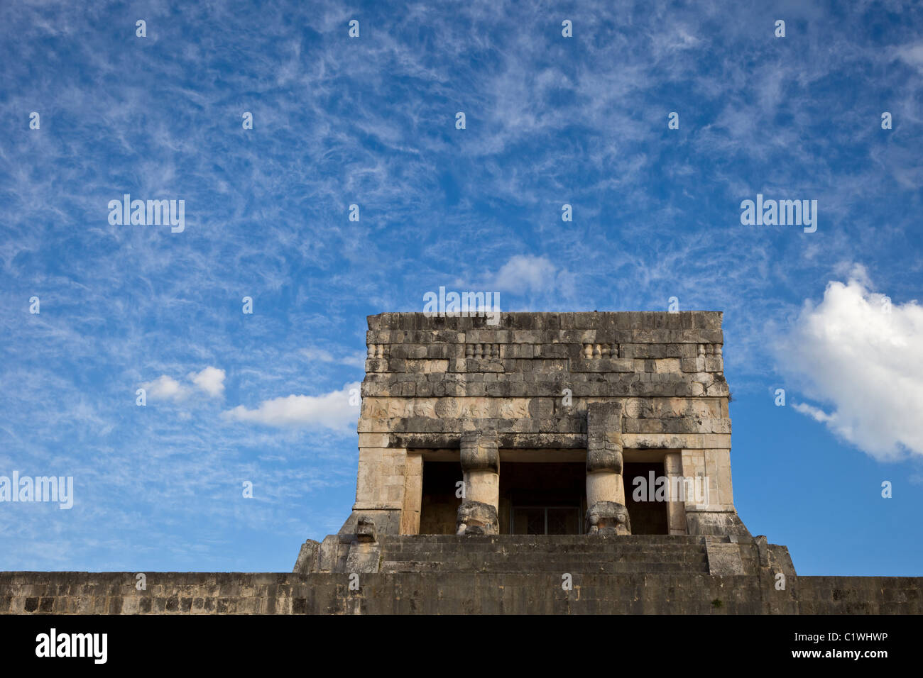 Temple of the Jaguar observation platform at the Great Ball Court or Juego de Pelota at the Maya site of Chichen Itza, Mexco. Stock Photo