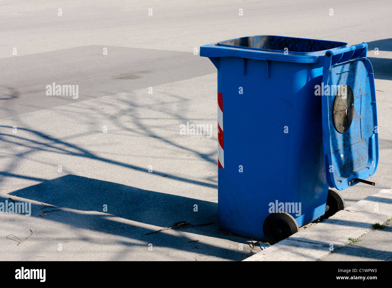Blue Recycle Bin Stock Photo Alamy