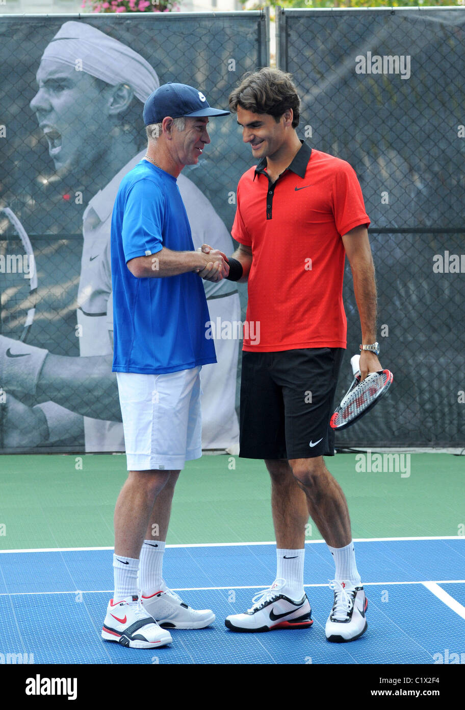 John McEnroe and Roger Federer The Nike Game, Set, NYC tennis event ahead  of the US Open New York City, USA - 26.08.09 Stock Photo - Alamy