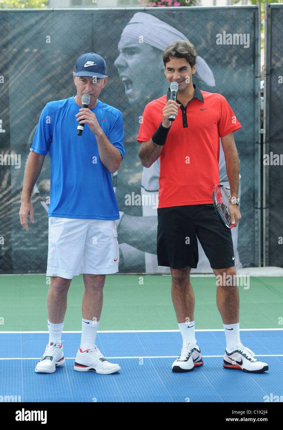 John McEnroe and Roger Federer The Nike Game, Set, NYC tennis event ahead  of the US Open New York City, USA - 26.08.09 Stock Photo - Alamy