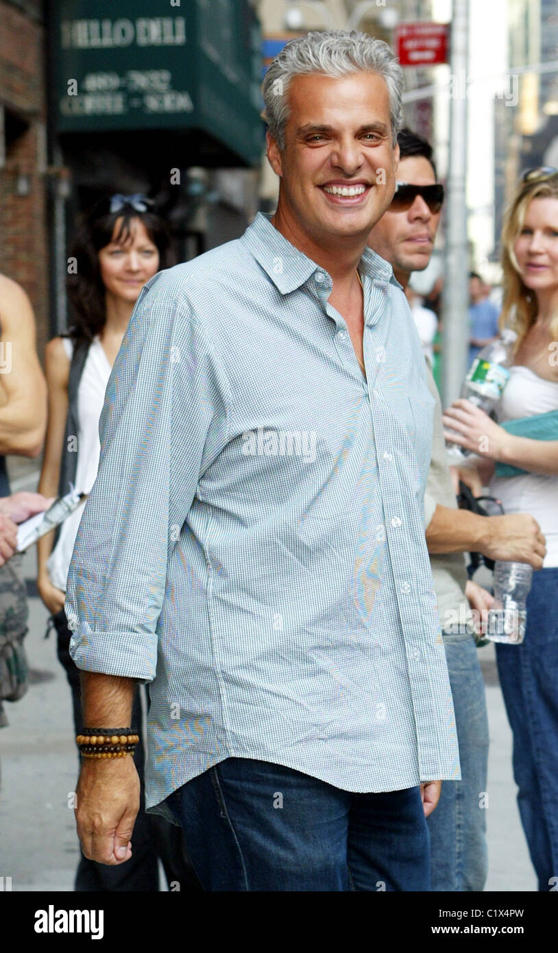 Eric ripert outside hi-res stock photography and images - Alamy
