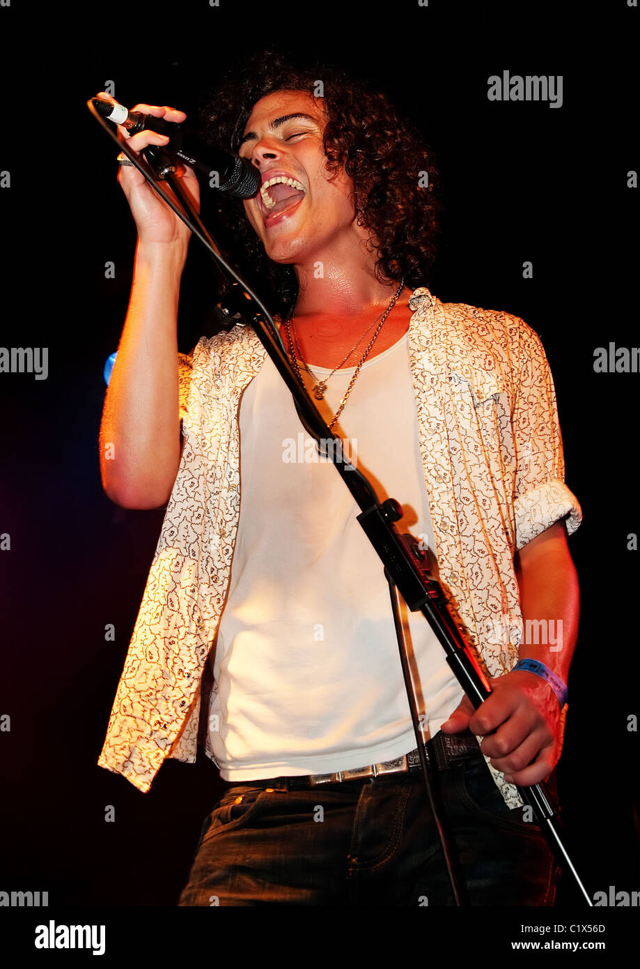 Alex Vargas of Vagabond performing live at Masque Liverpool, 17.08.09 Sakura Stock Photo -