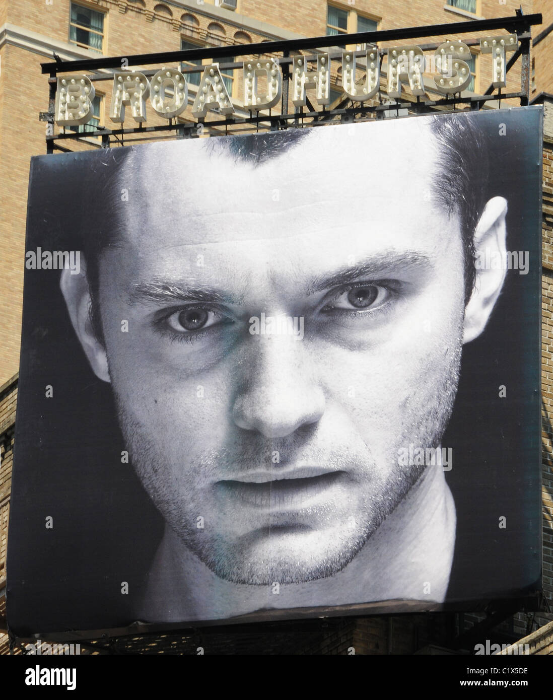 Hamlet jude law hires stock photography and images Alamy
