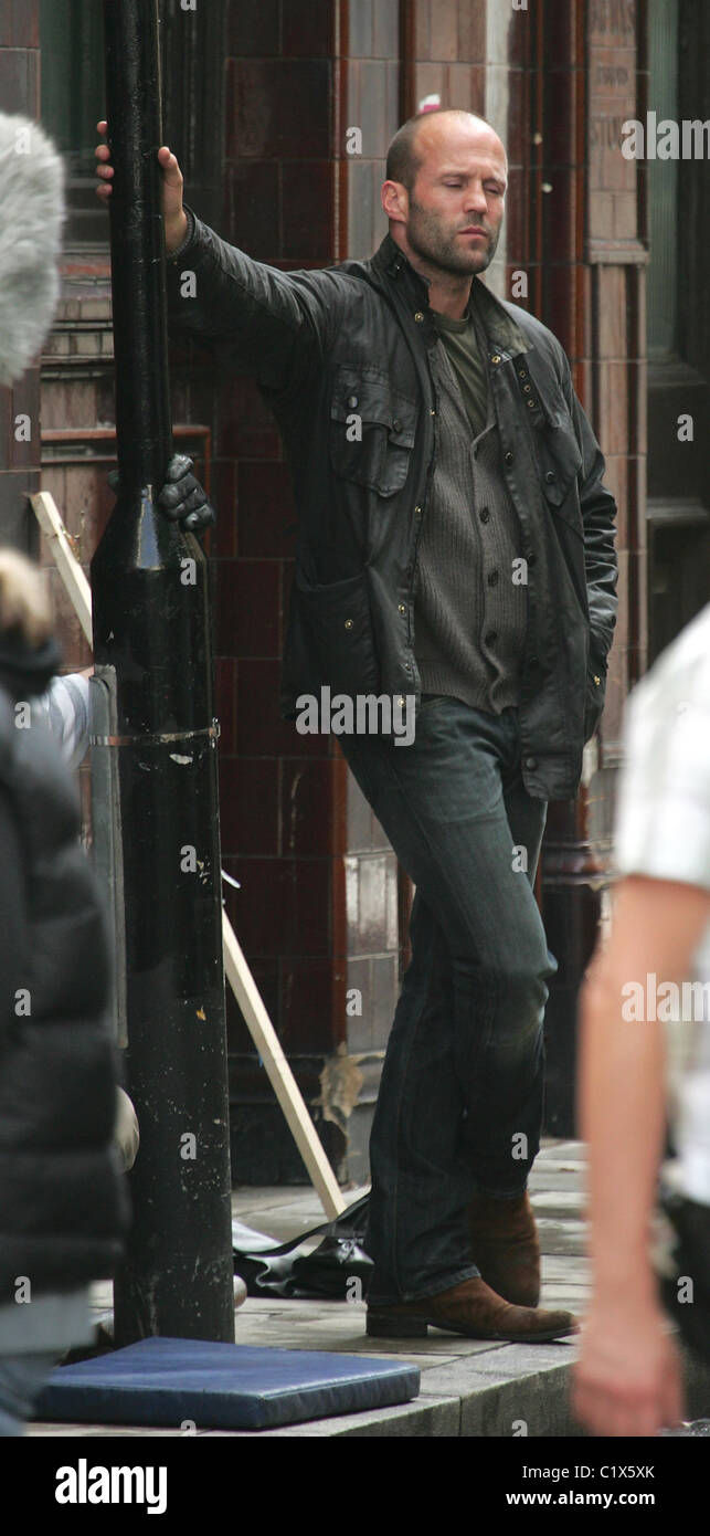 Jason Statham on the set of his new film 'Blitz' London, England - 28.08.09  Stock Photo - Alamy