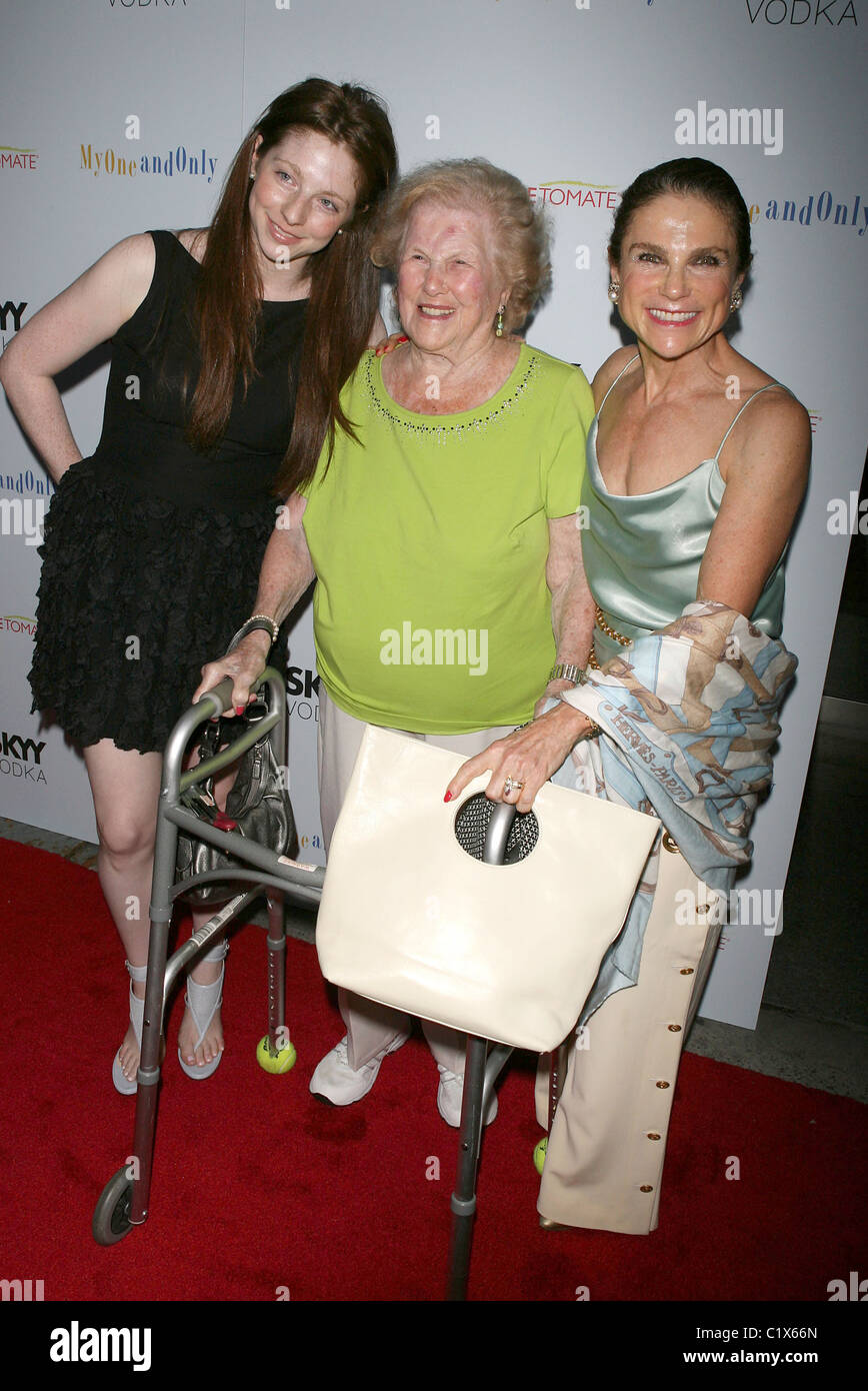 Tovah Feldshuh with her family Premiere of 'My One And Only' at the Paris Theatre - Arrivals New York City, USA - 18.08.09 ( ): Stock Photo