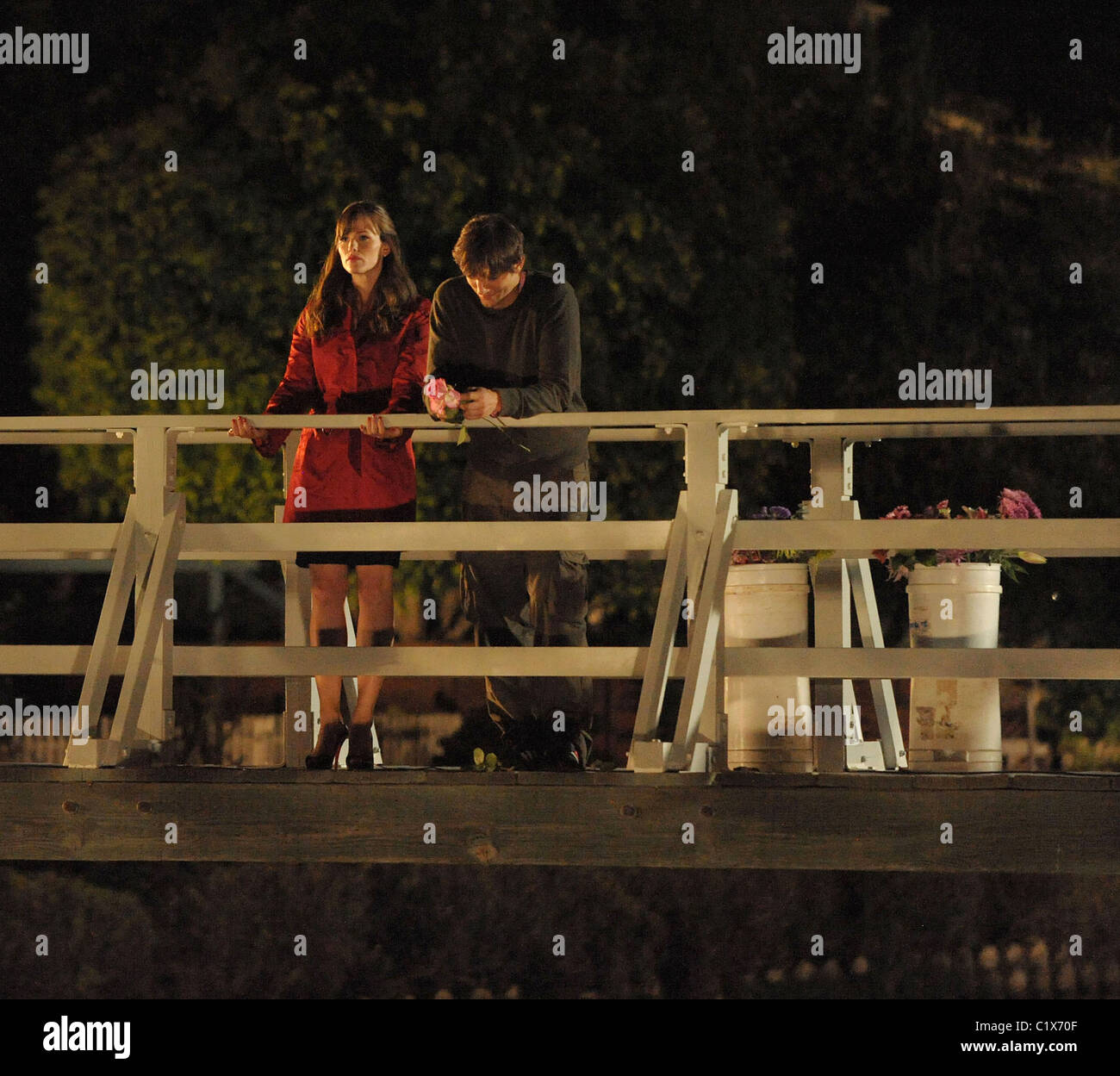 Ashton Kutcher and Jennifer Garner on the set of their new film