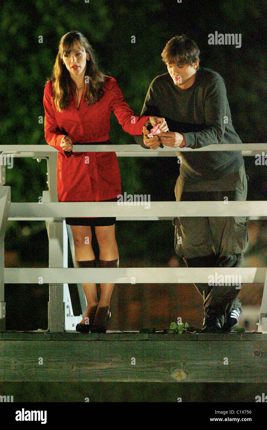 Ashton Kutcher and Jennifer Garner on the set of their new film