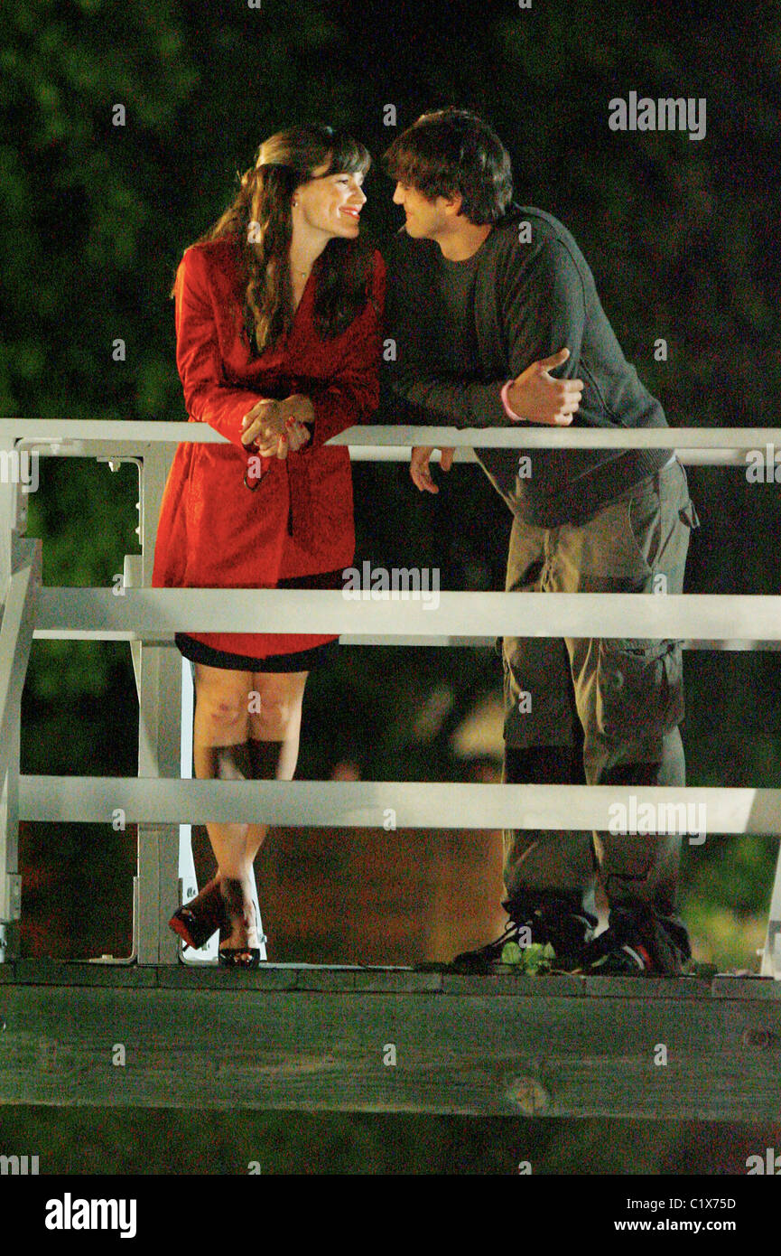 Ashton Kutcher and Jennifer Garner on the set of their new film