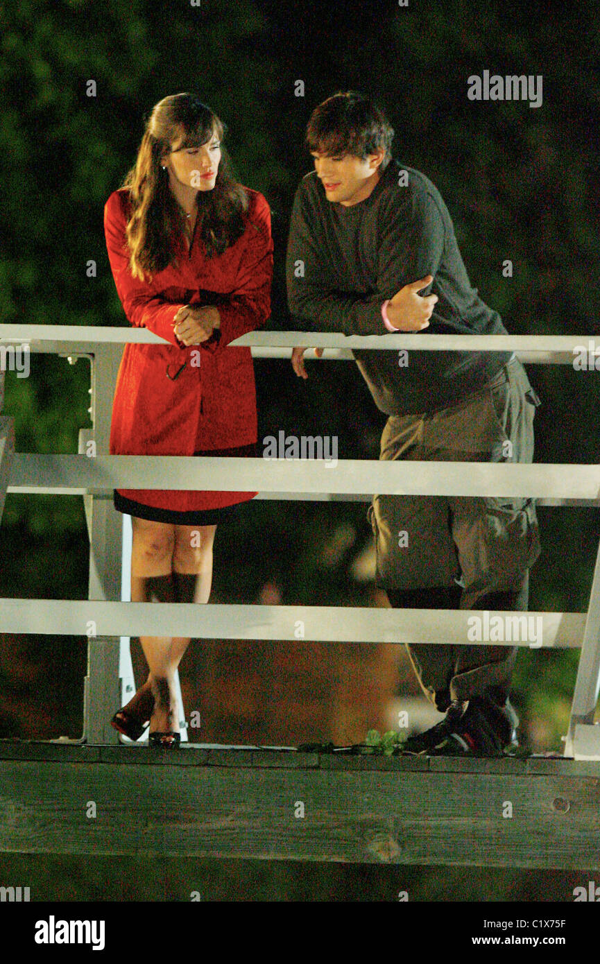 Ashton Kutcher and Jennifer Garner on the set of their new film