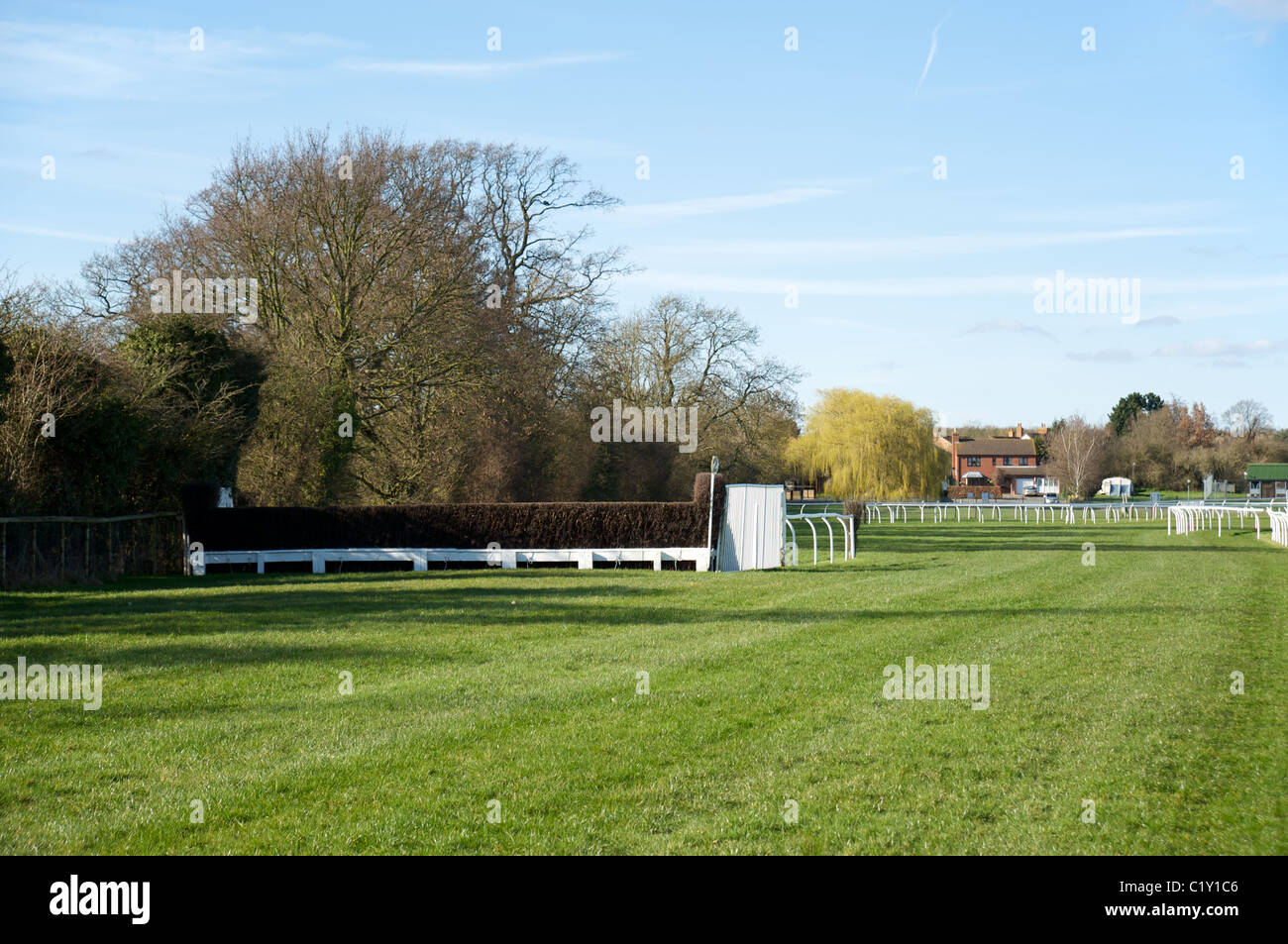 StratforduponAvon racecourse, Warwickshire, England, UK Stock Photo Alamy StratforduponAvon racecourse, Warwickshire, England, UK Stock Photo Alamy