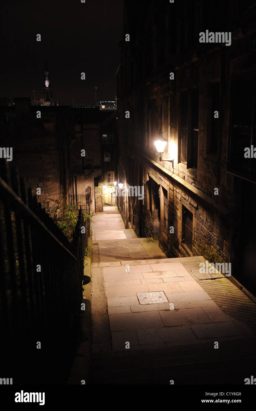 advocate's close The Royal Mile old town  Edinburgh at night Stock Photo