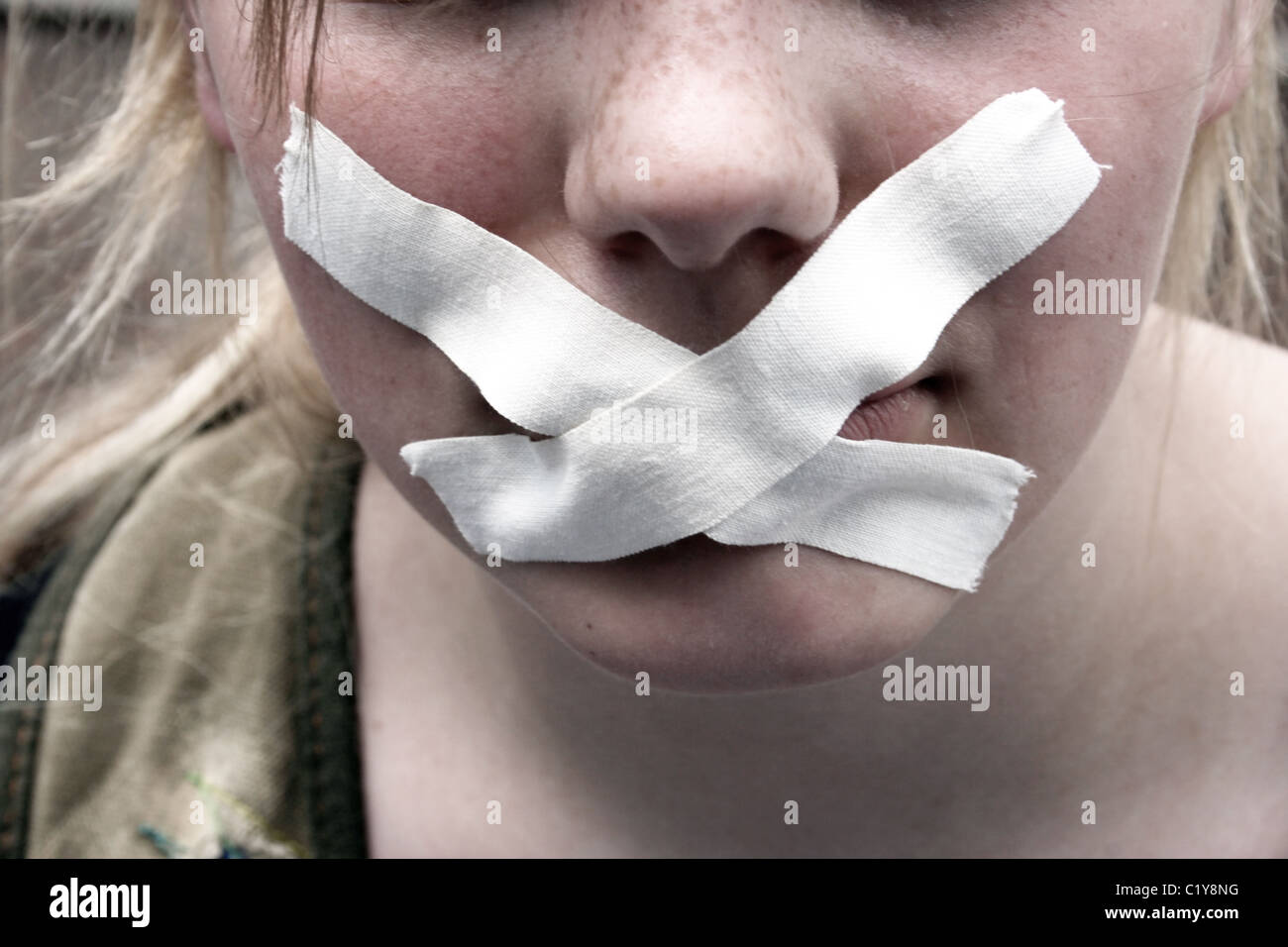 Mouth plaster hires stock photography and images Alamy