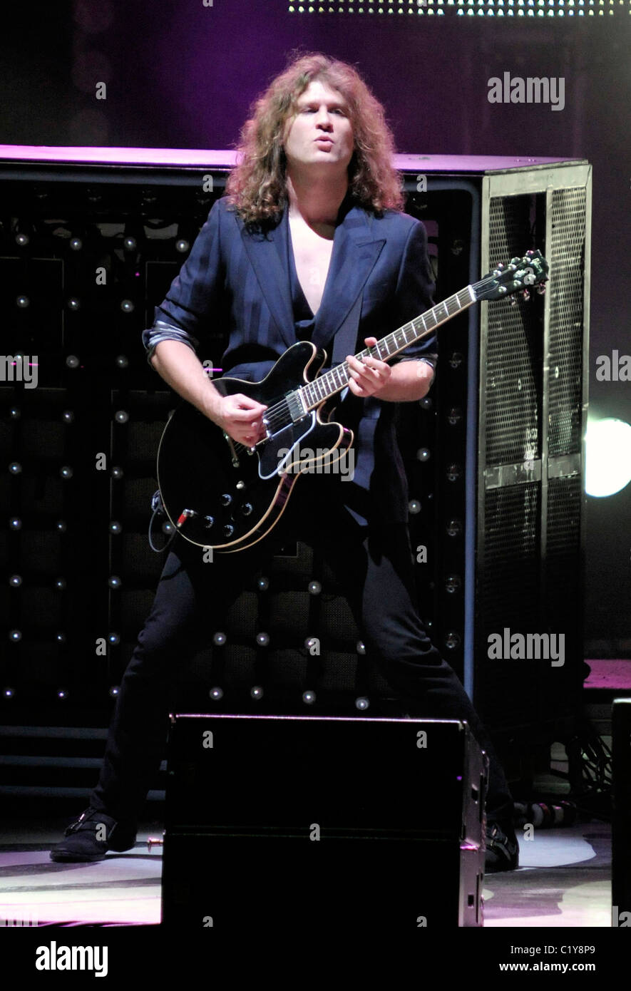 Dave Keuning of The Killers The Killers perform live at the Molson ...