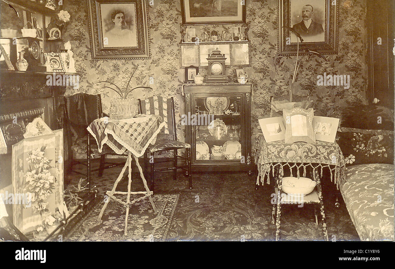 Postcard of Edwardian sitting room Stock Photo