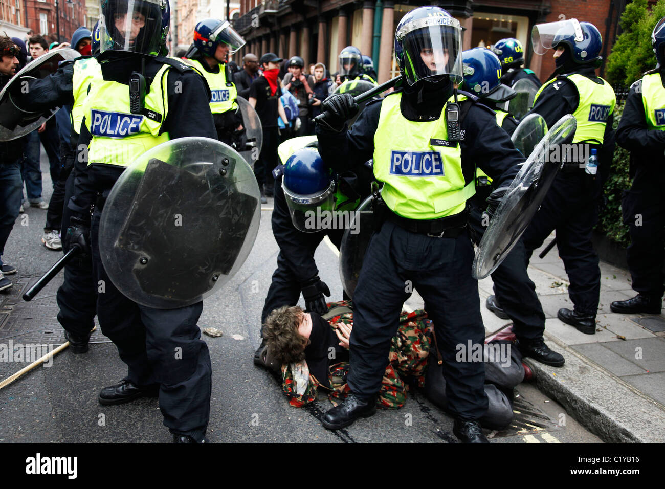 Anti capitalists / anarchists go on the rampage through central London on the back of the peaceful TUC protest march. Stock Photo