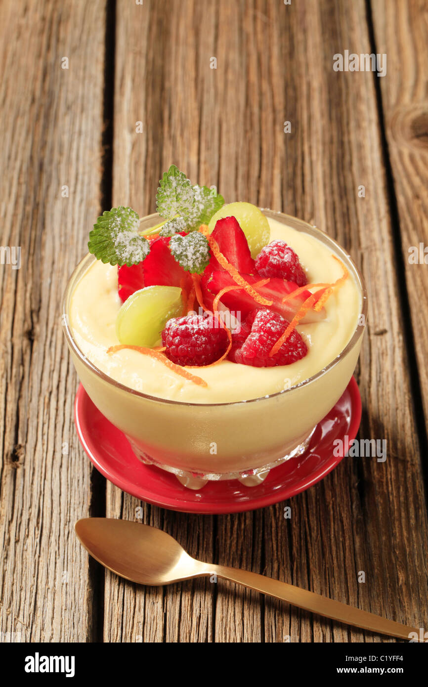 Bowl of creamy pudding with fresh fruit Stock Photo Alamy