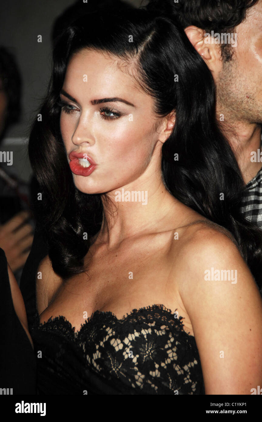 megan-fox-jennifers-body-premiere-hi-res-stock-photography-and-images