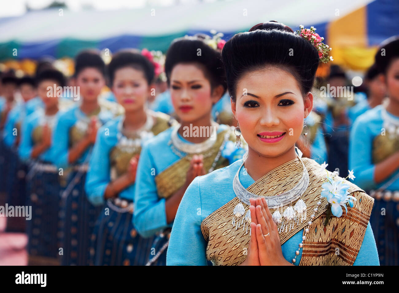Isan women