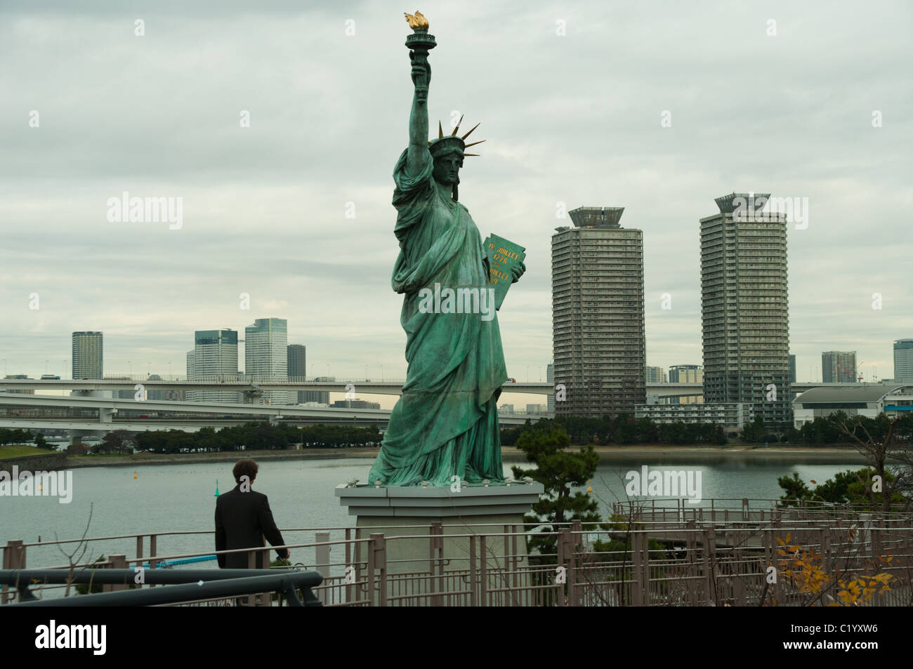 copy Statue of Liberty in Tokio Stock Photo Alamy