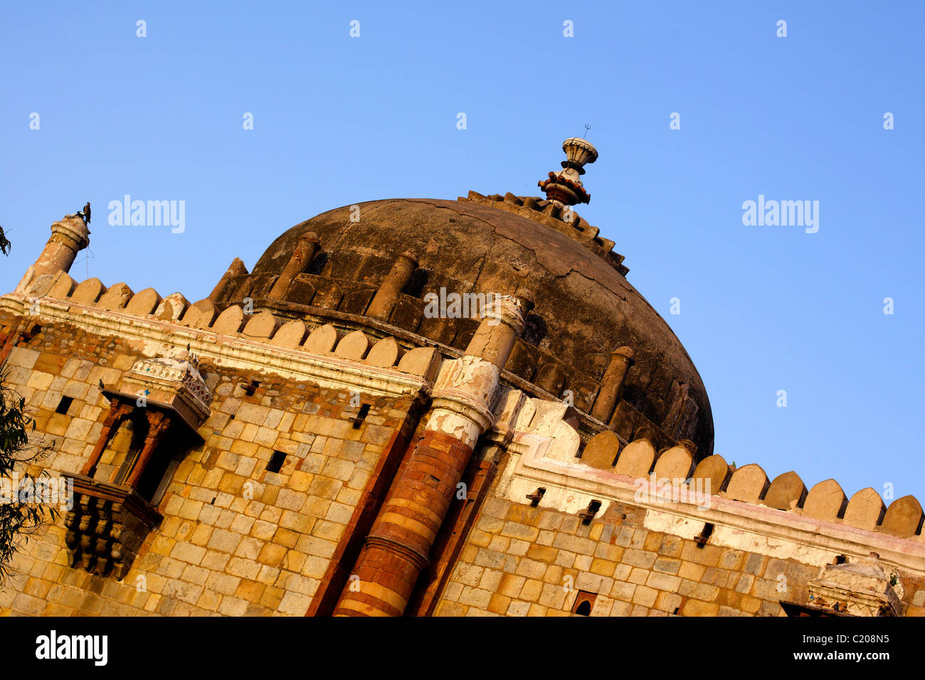 Dome of Qila-E-Kuhna Masjid at Old Fort, New Delhi, India Stock Photo
