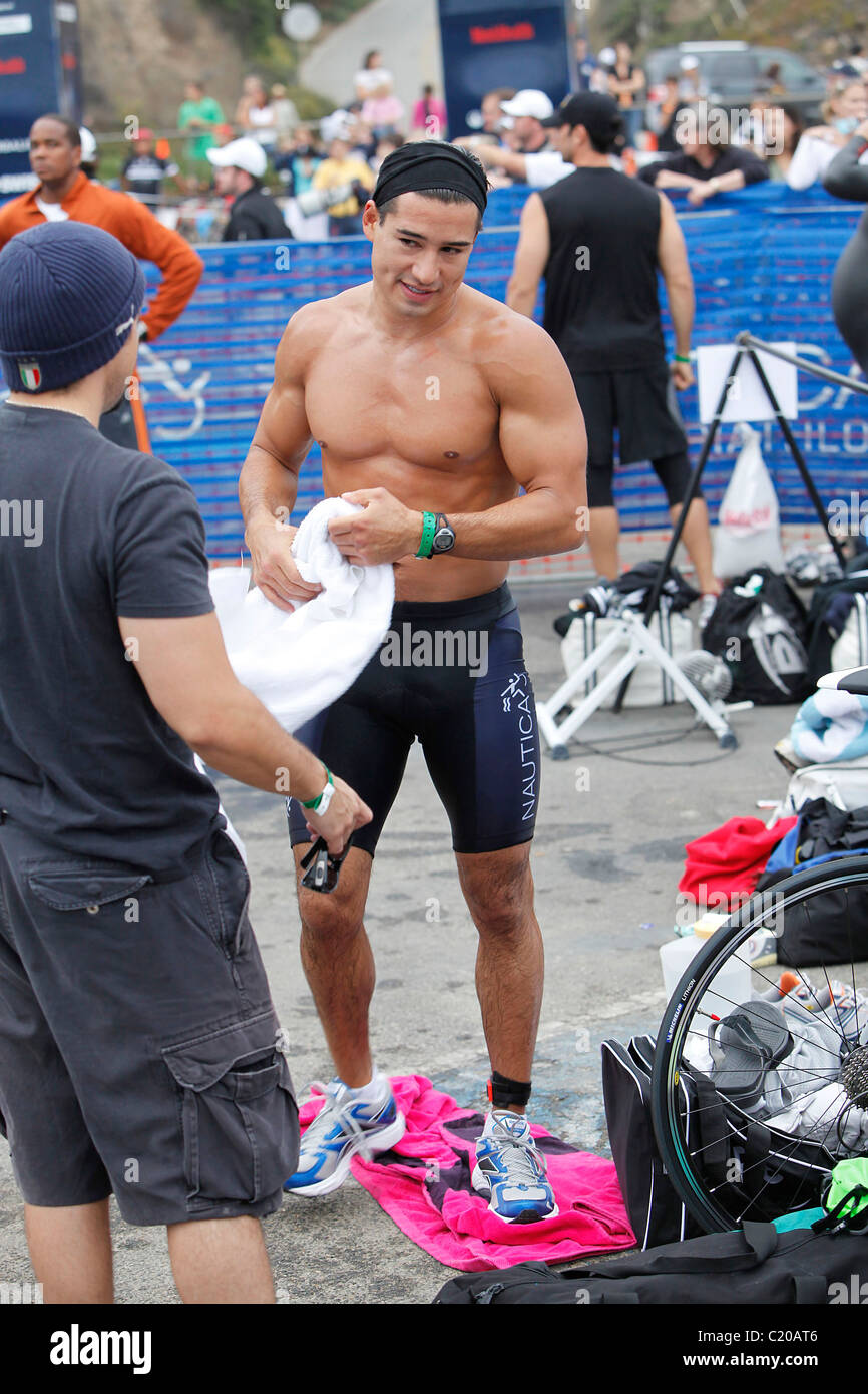 Mario Lopez competes in the Malibu Triathlon. Los Angeles, California - 13.09.09 Stock Photo