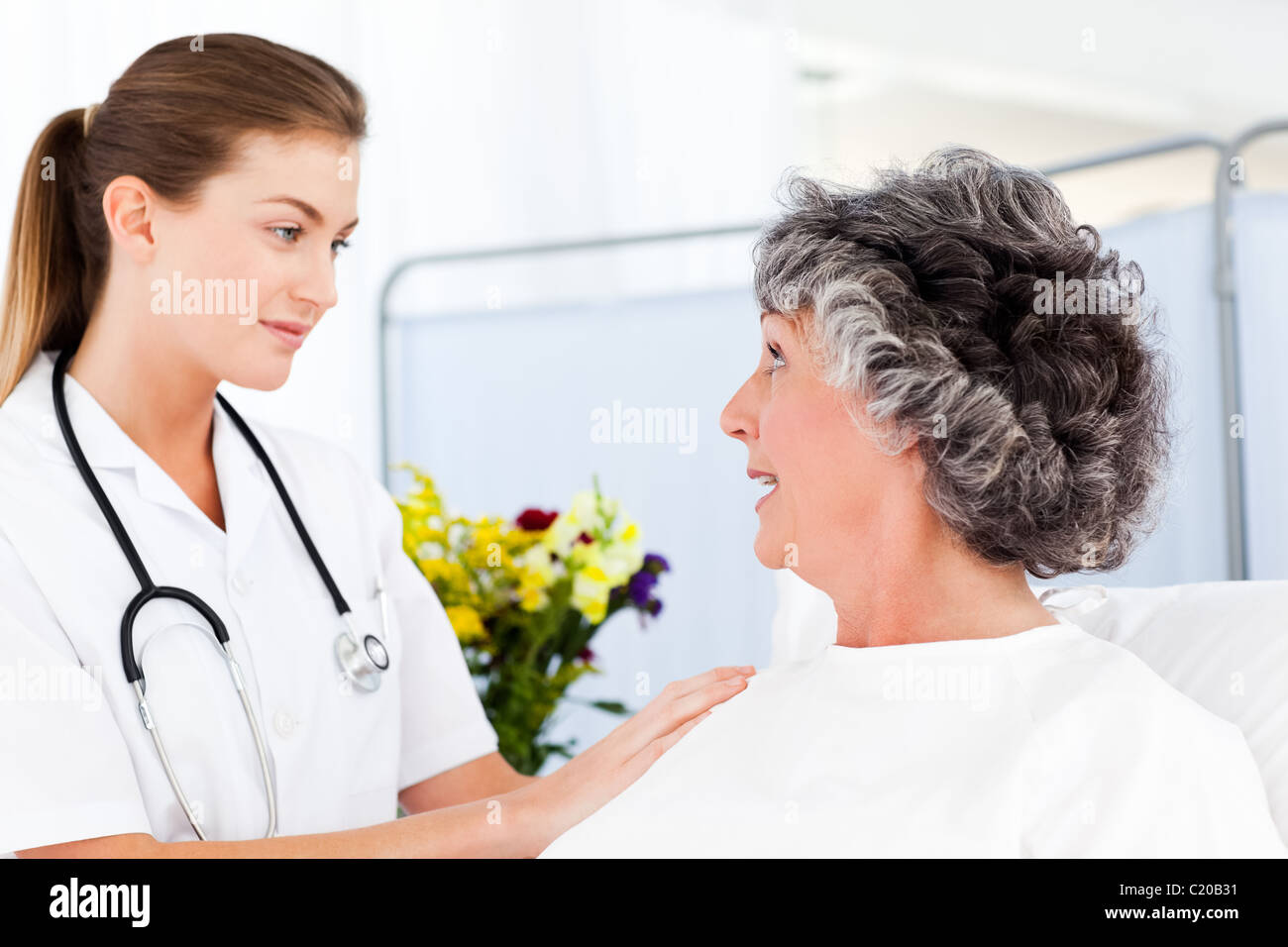 Mature female nurse hi-res stock photography and images - Alamy