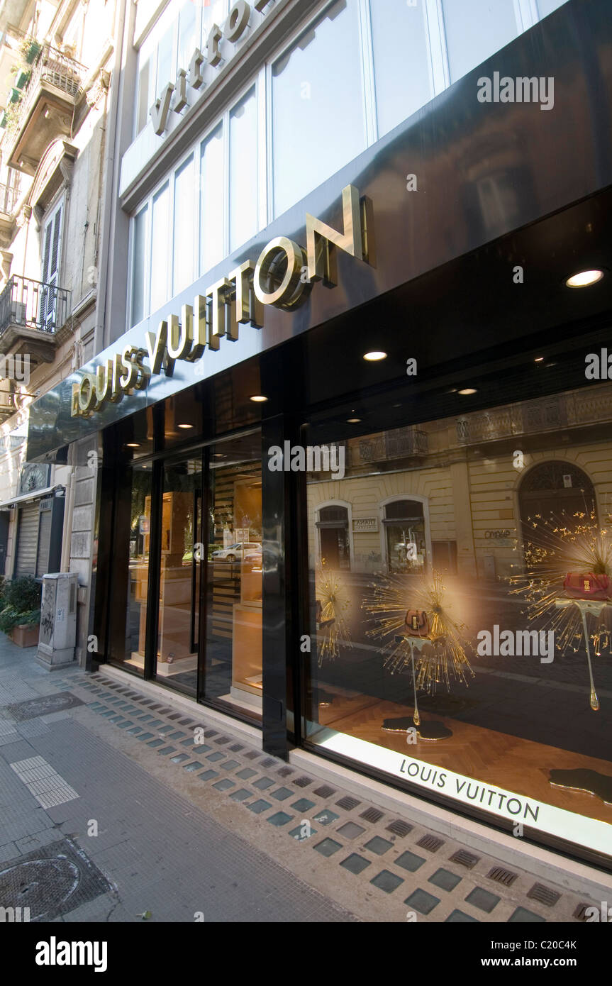 Louis Vuitton  Shop Premium Outlets