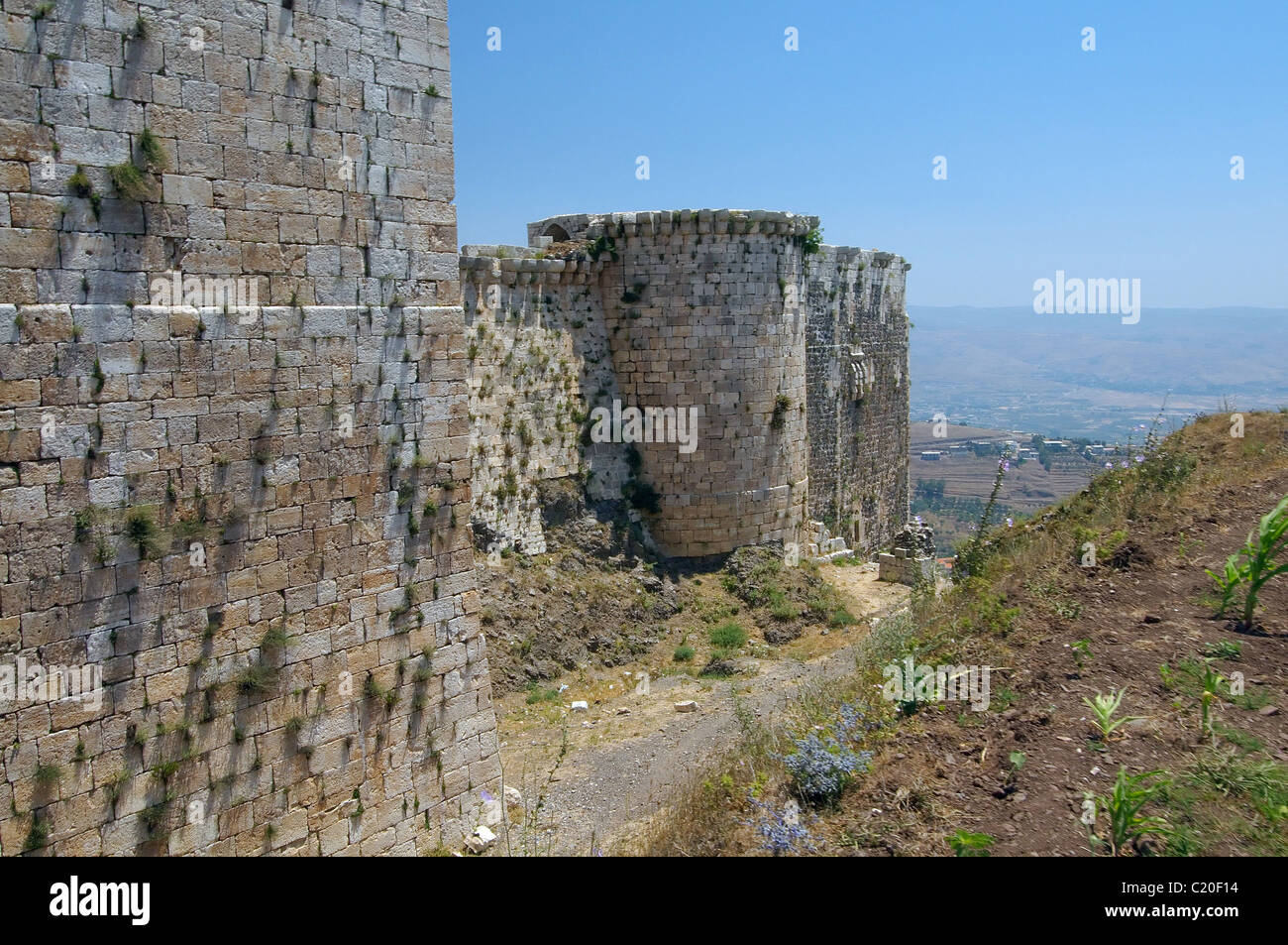 Krak des Chevaliers, Crusader castle in Syria Stock Photo - Alamy