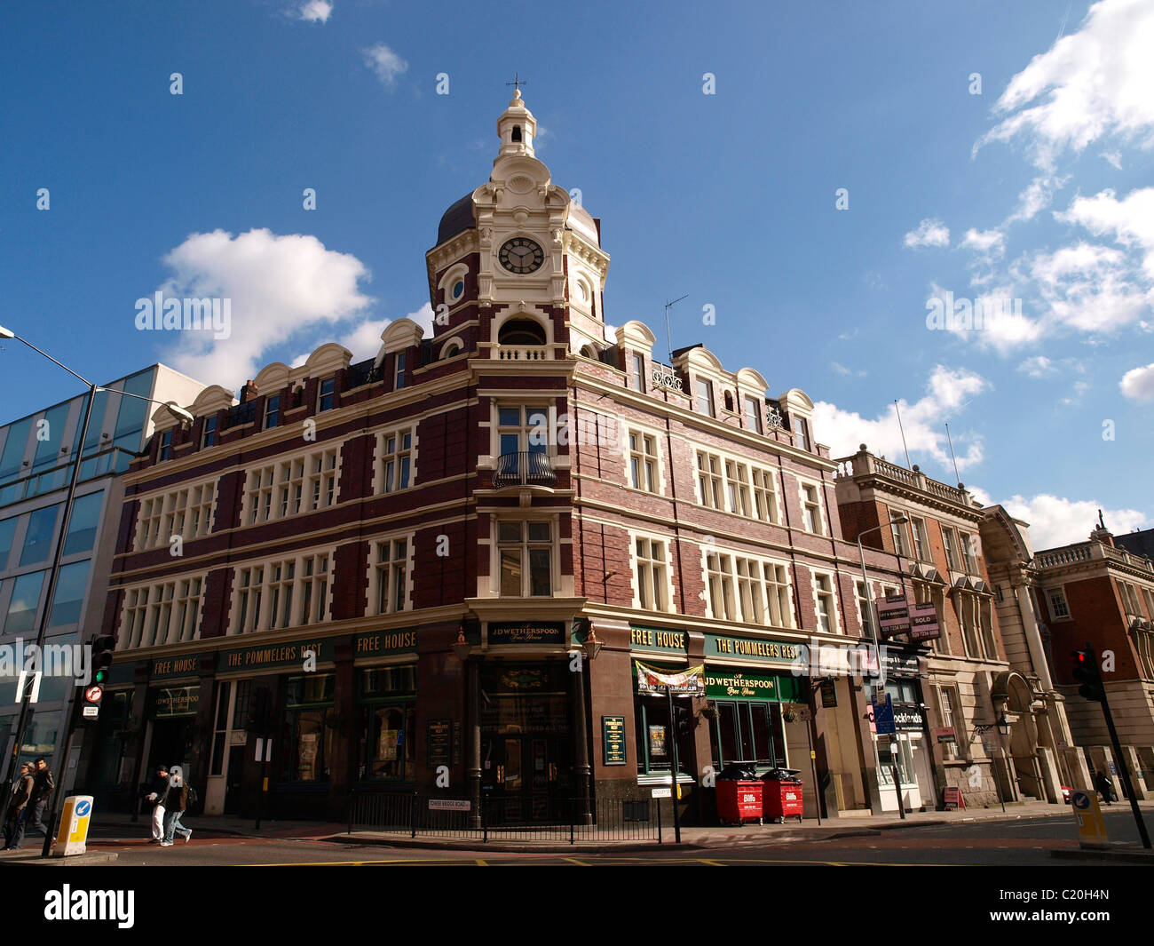 The Pommelers Rest Public House Tooley Street London SE1 Stock Photo