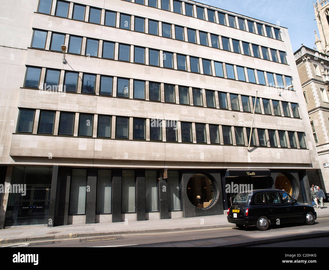 Coutts Bank Fleet Street London Stock Photo Alamy