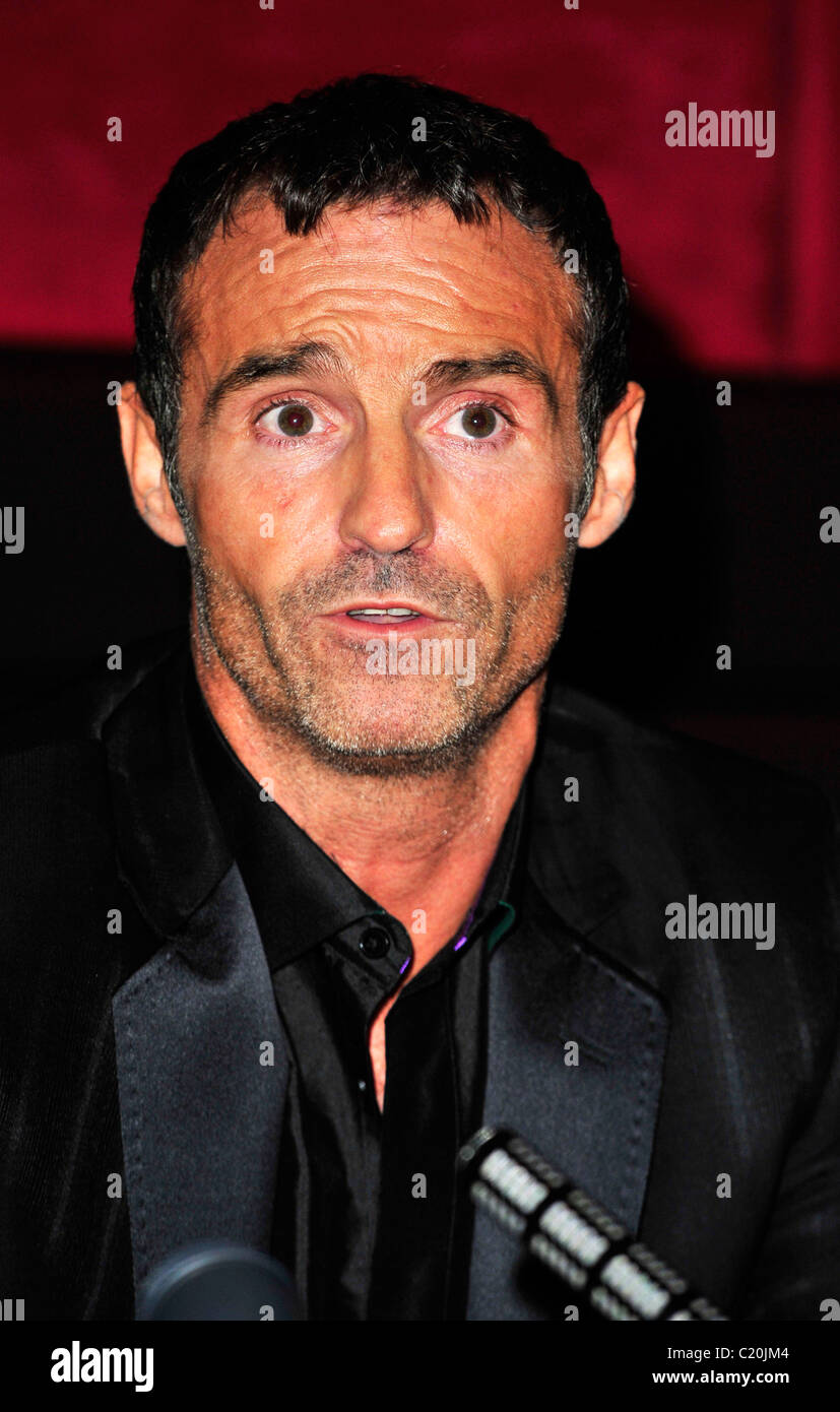 Page 3 Marti Pellow High Resolution Stock Photography And Images Alamy