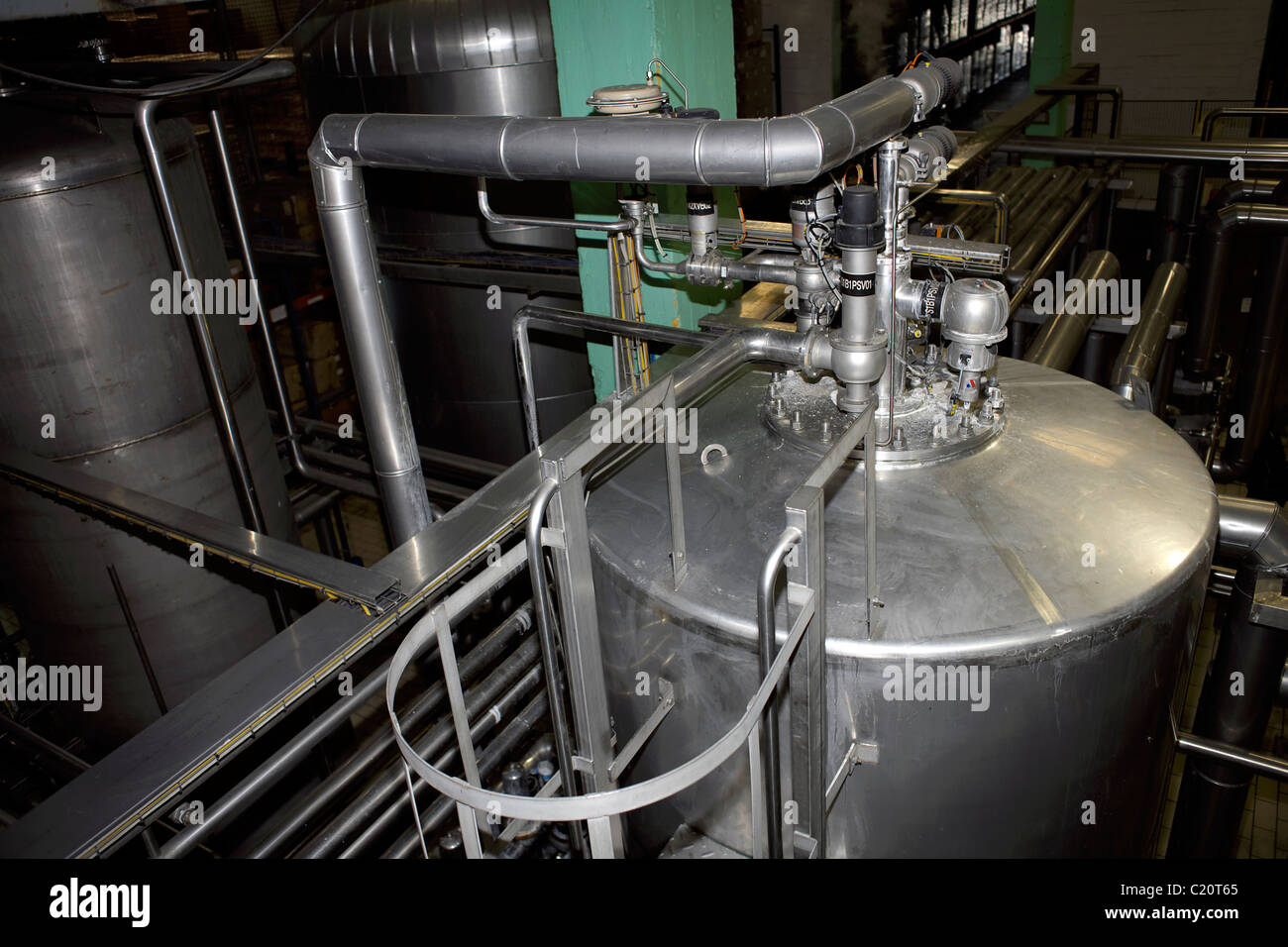 Aluminium pipes and machinery, tubes, industry, industrial, factory, generic, manufacturing, heavy industry, Stock Photo