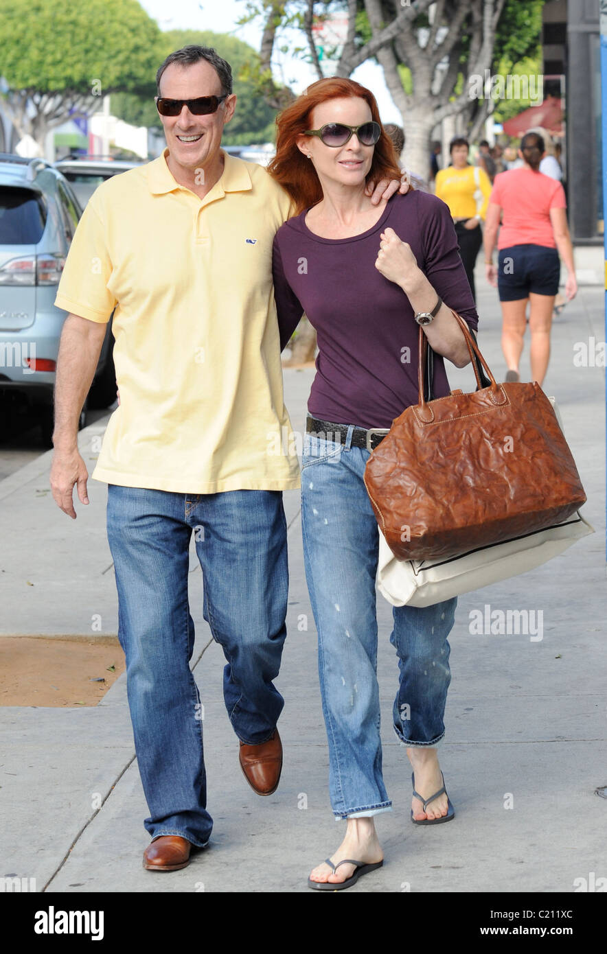 Actress Marcia Cross and husband Tom Mahoney go shopping together on  Montana Blvd in Santa Monica Los Angeles, California, USA Stock Photo -  Alamy