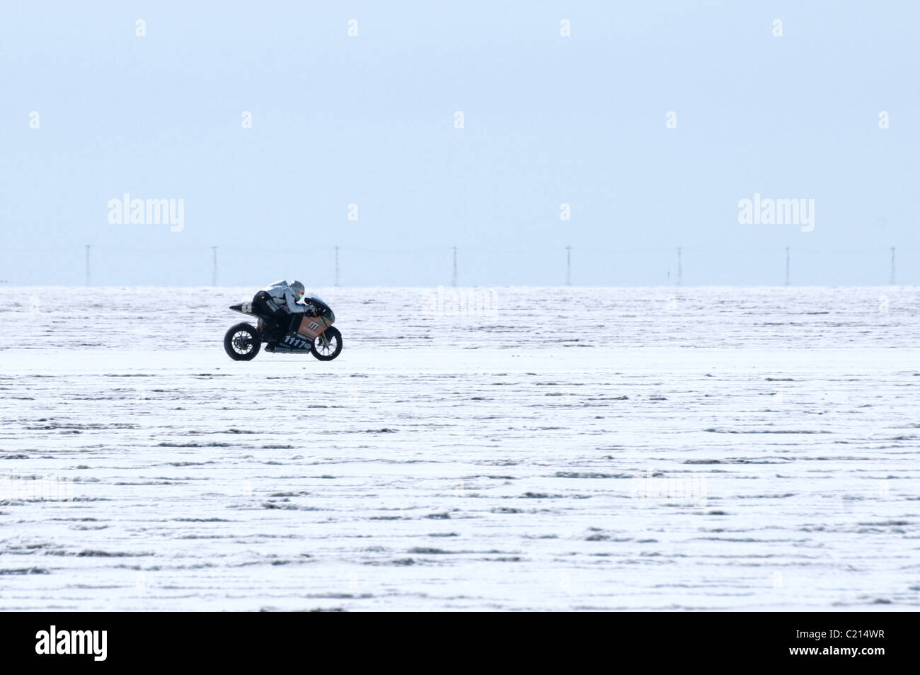 ALL-ELECTRIC MOTORCYCLE BREAKS BONNEVILLE LAND SPEED RECORD Mission Motors, a San Francisco based company redefining the world Stock Photo