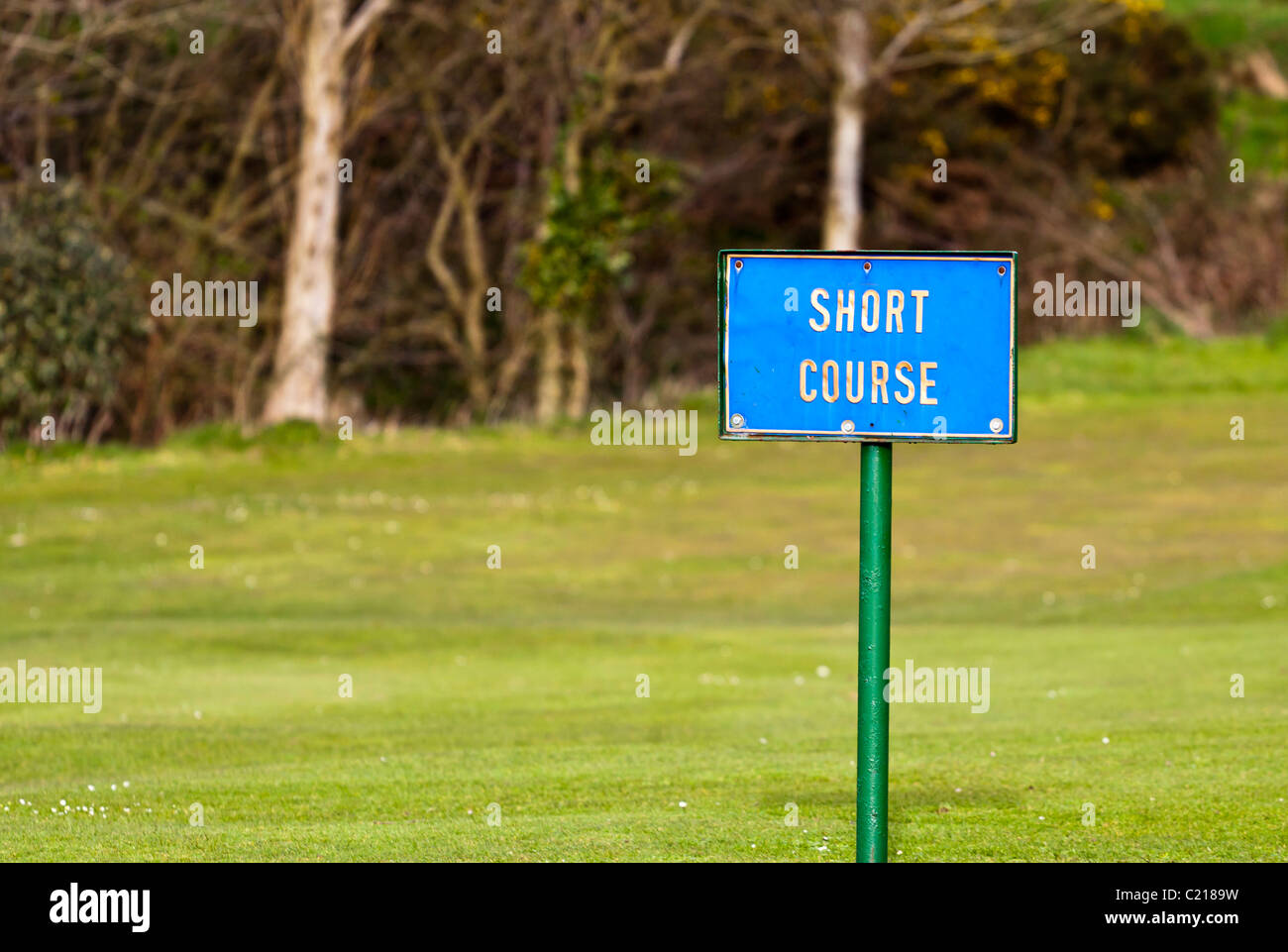 Short course sign on golf course Stock Photo Alamy