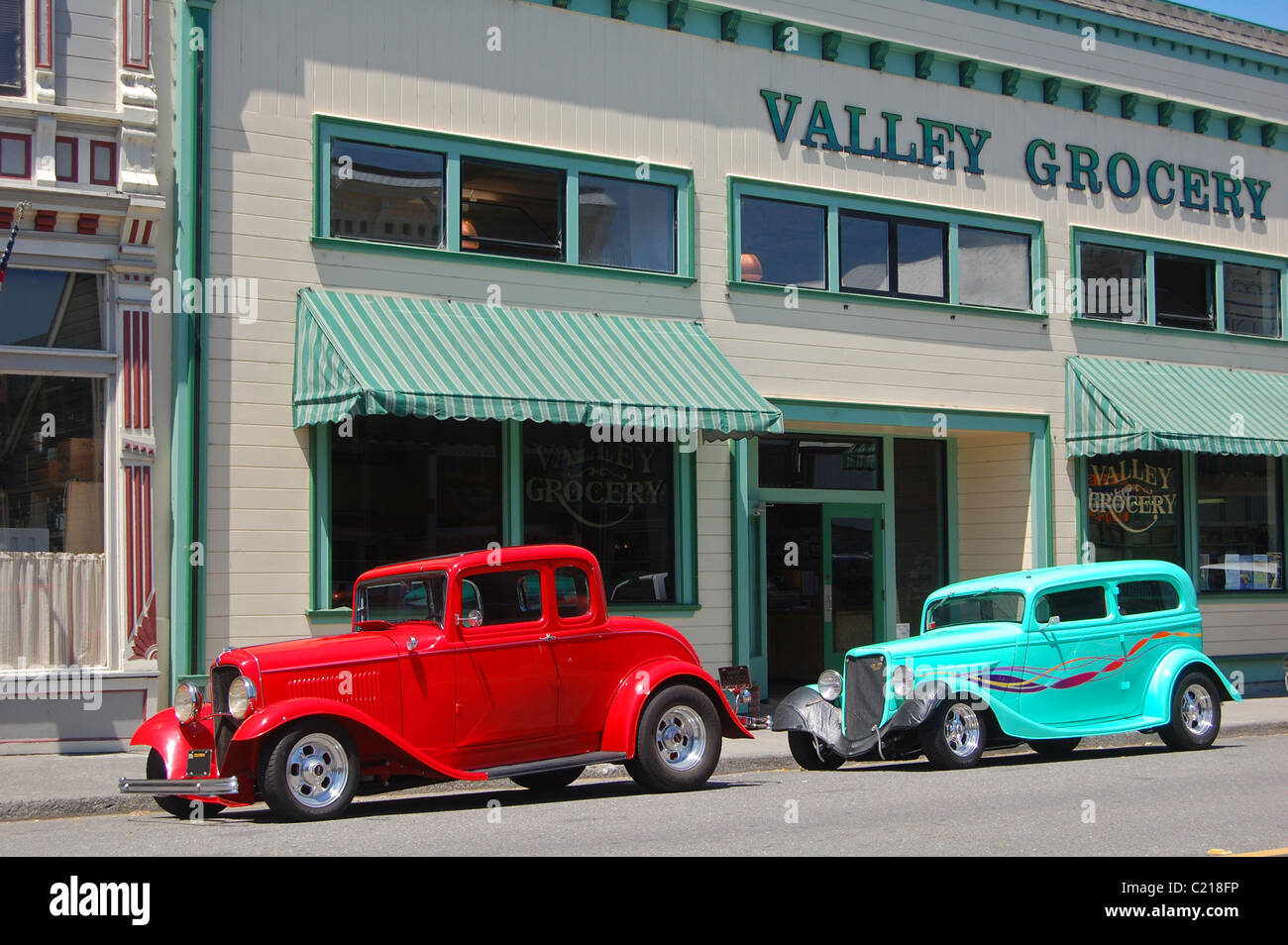 vintage cars parked in ferndale town Stock Photo