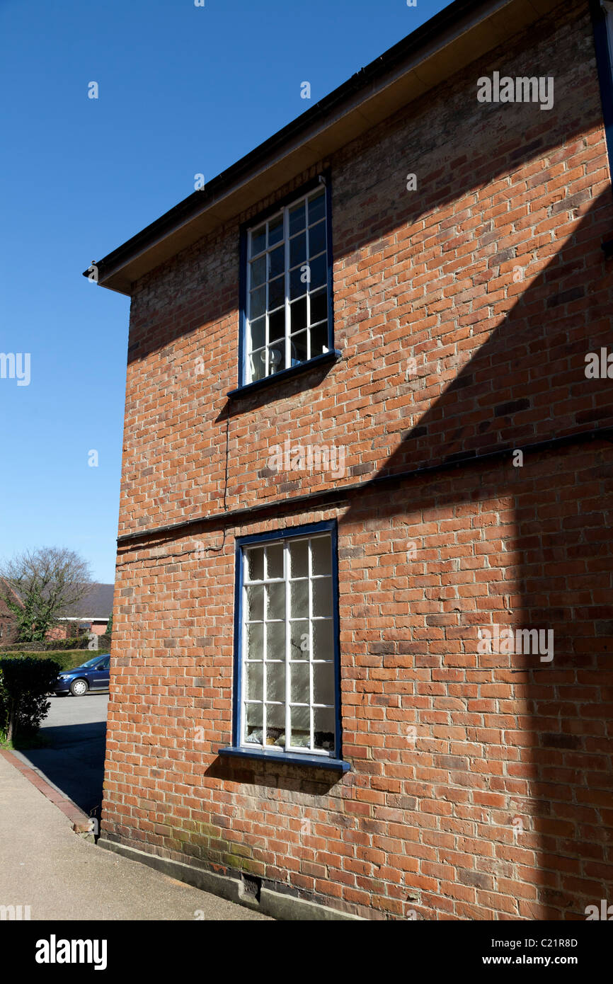 Square window panes hires stock photography and images Alamy