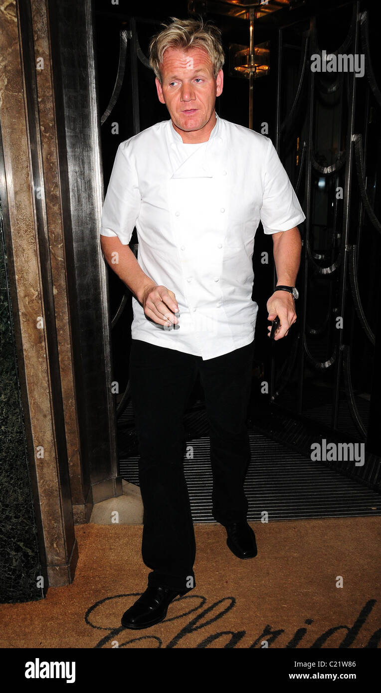 Gordon Ramsay dressed in his chef's uniform at Claridge's Hotel London,  England - 06.10.09 Zibi Stock Photo - Alamy