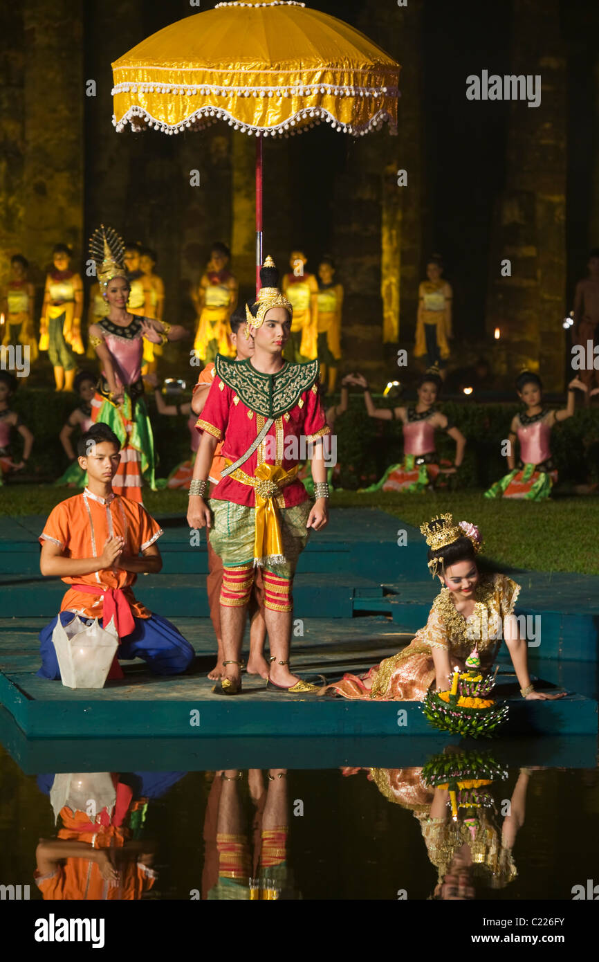 Sound and Light Show at Wat Mahatat in the Sukhothai Historical Park.  Sukhothai, Sukhothai, Thailand Stock Photo