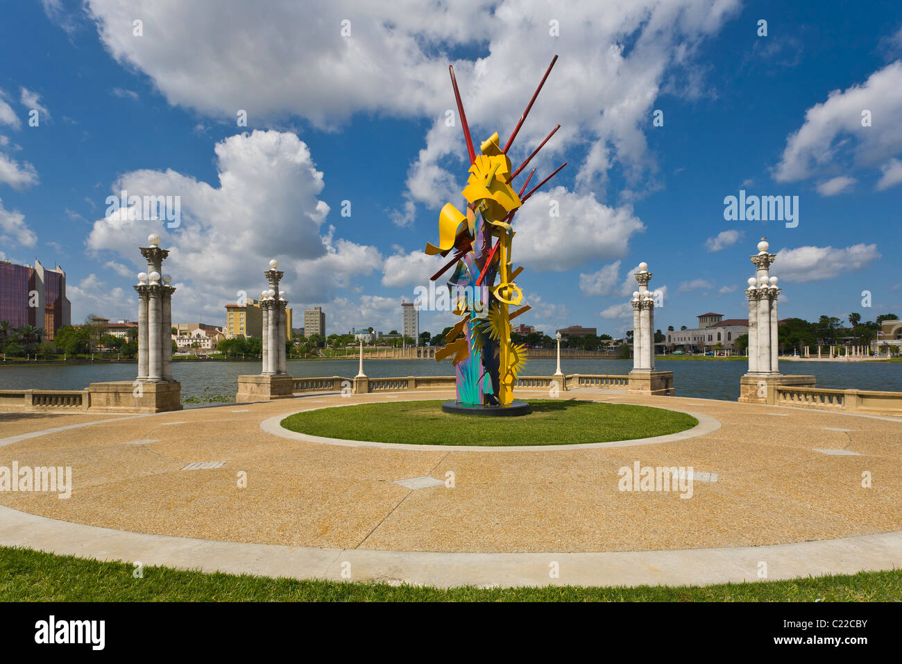 Metal sculpture in park around Lake Mirror in Lakeland Florida Stock Photo  - Alamy, image size:1300x956