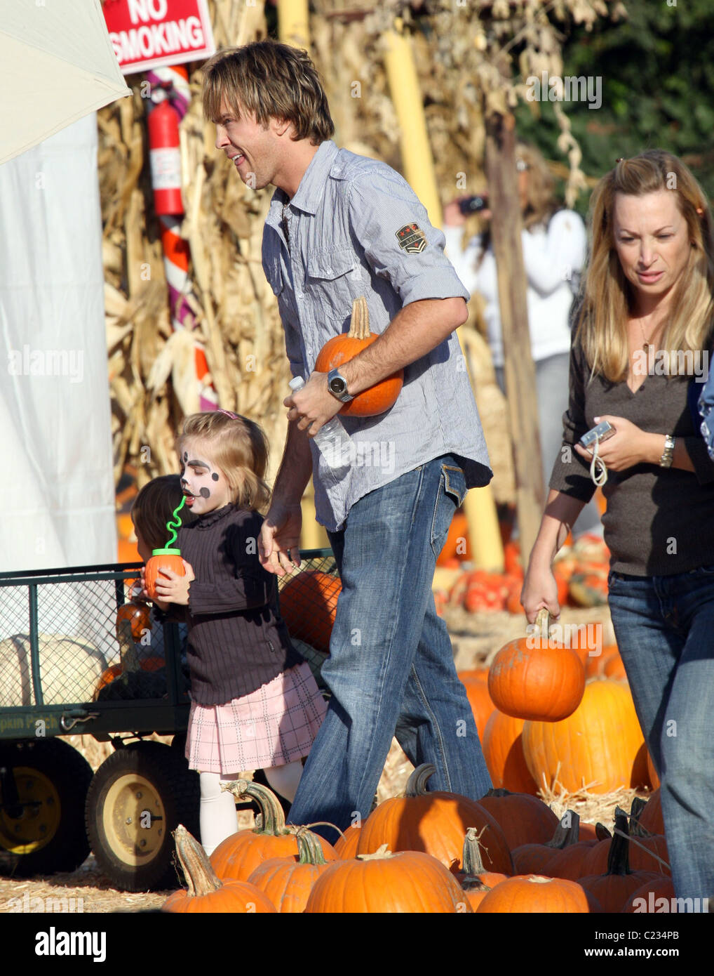 Larry Birkhead and daughter Dannielynn visits Mr. Bones Pumpkin Patch