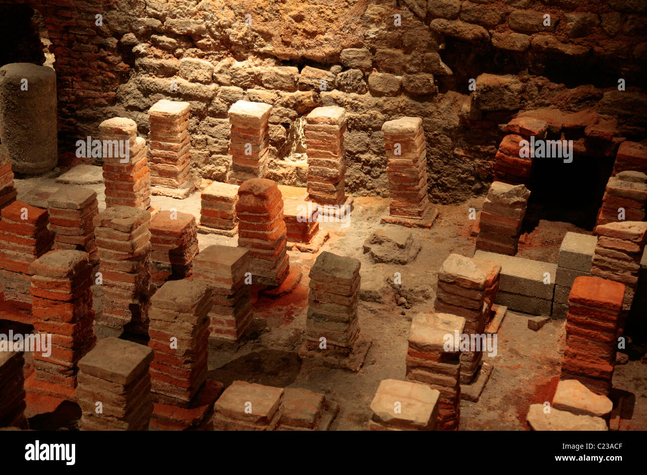 Hypocaust Rome Hypocaust Pilae, Roman Baths, Bath, Somerset, UK Stock Photo - Alamy