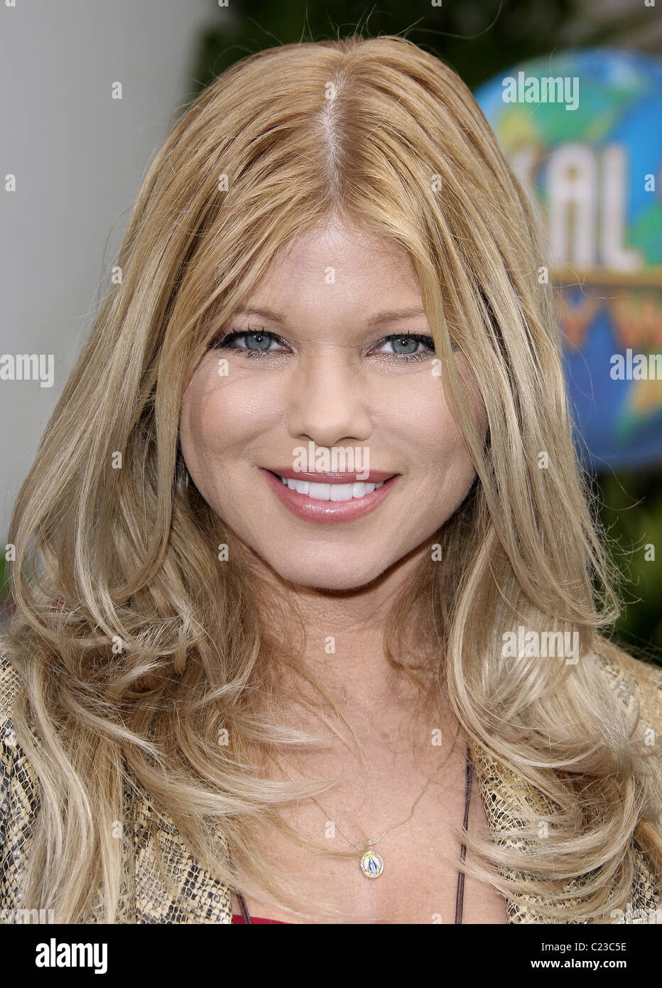 DONNA D'ERRICO HOP. WORLD PREMIERE UNIVERSAL PICTURES UNIVERSAL CITY CALIFORNIA USA 27 March 2011 Stock Photo