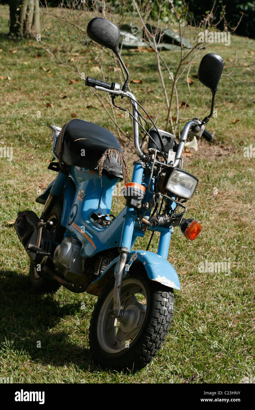 50cc motorbike hi-res stock photography and images - Alamy