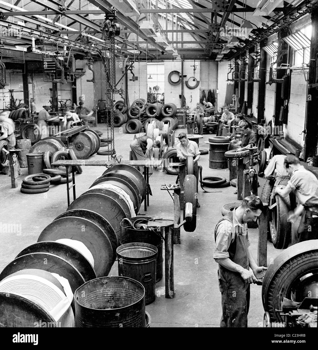 England, 1950s. A photograph by J Allan Cash of British factory workers