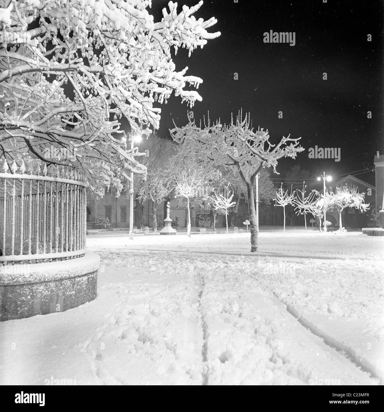 1950s atmosphere Black and White Stock Photos & Images - Alamy