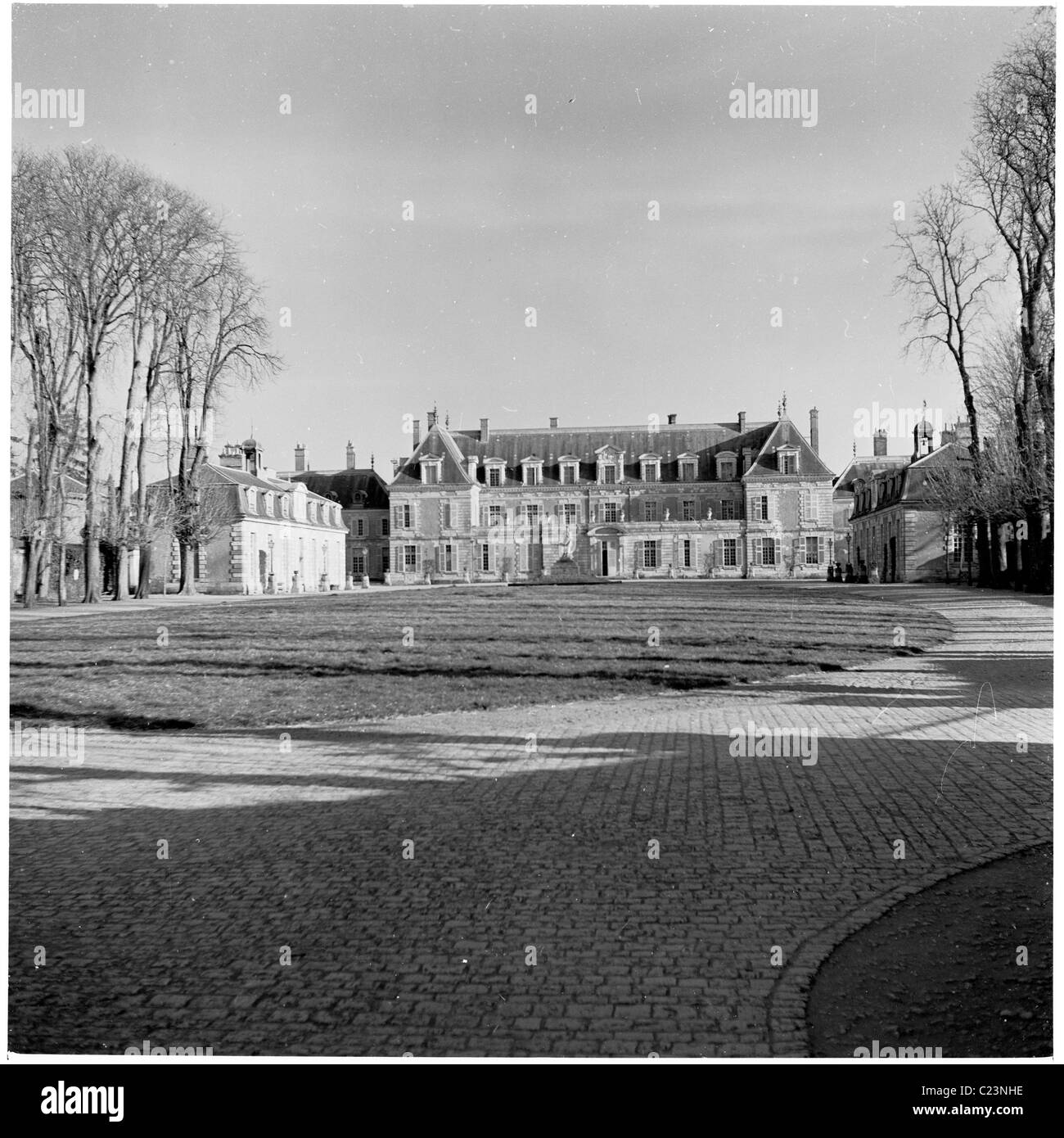 1950s. France. View of the house and grounds of the Chateau de la Marquise de Pompadour at Menars. Stock Photo