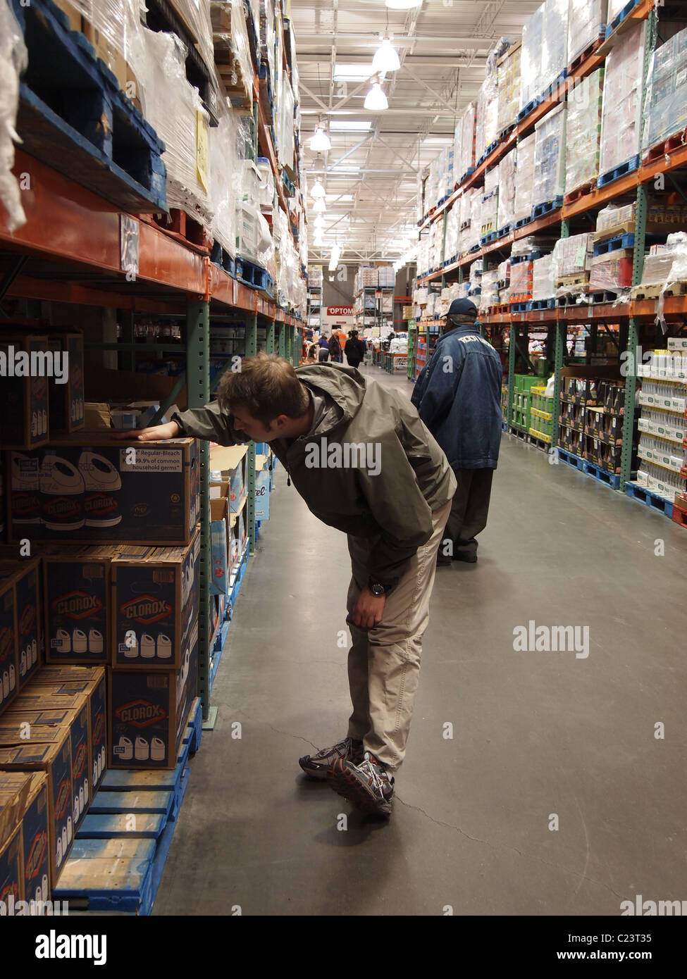 Costco shelves hires stock photography and images Alamy