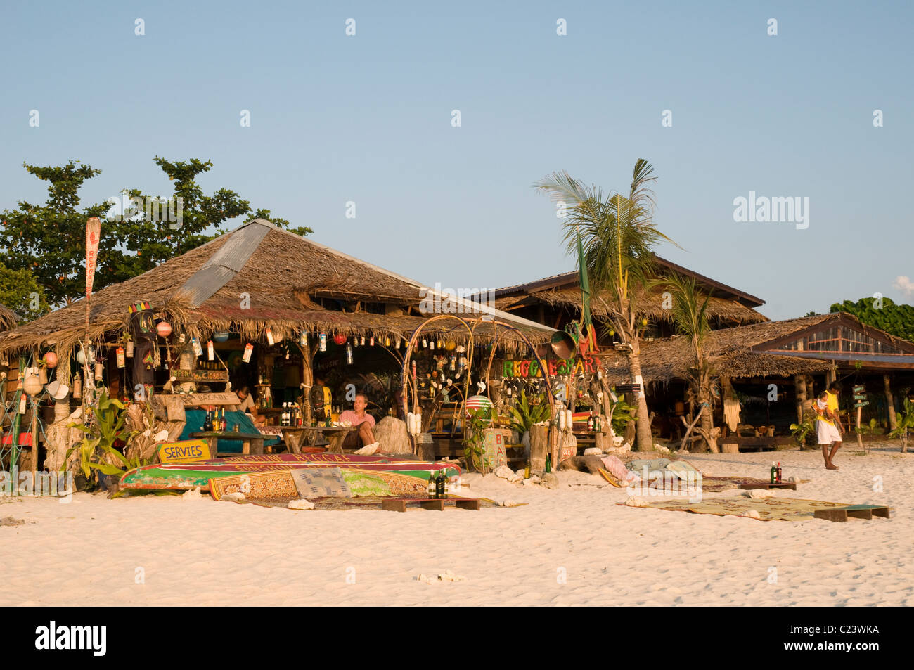 Beach cafe, Pattaya Beach, Koh Lipe, Thailand Stock Photo