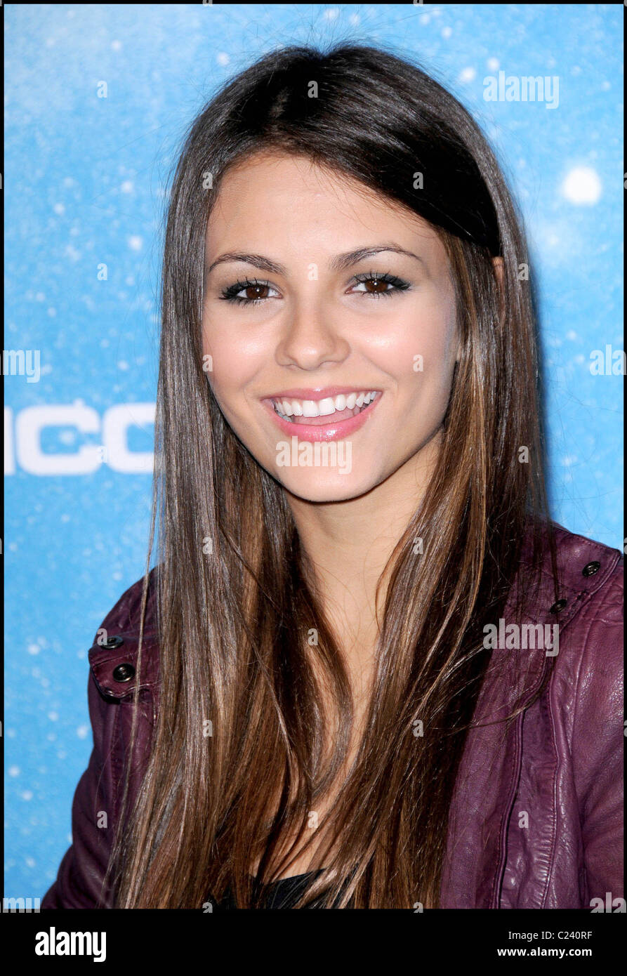 VICTORIA JUSTICE Spike TV's 2009 Scream Awards held at the Greek ...